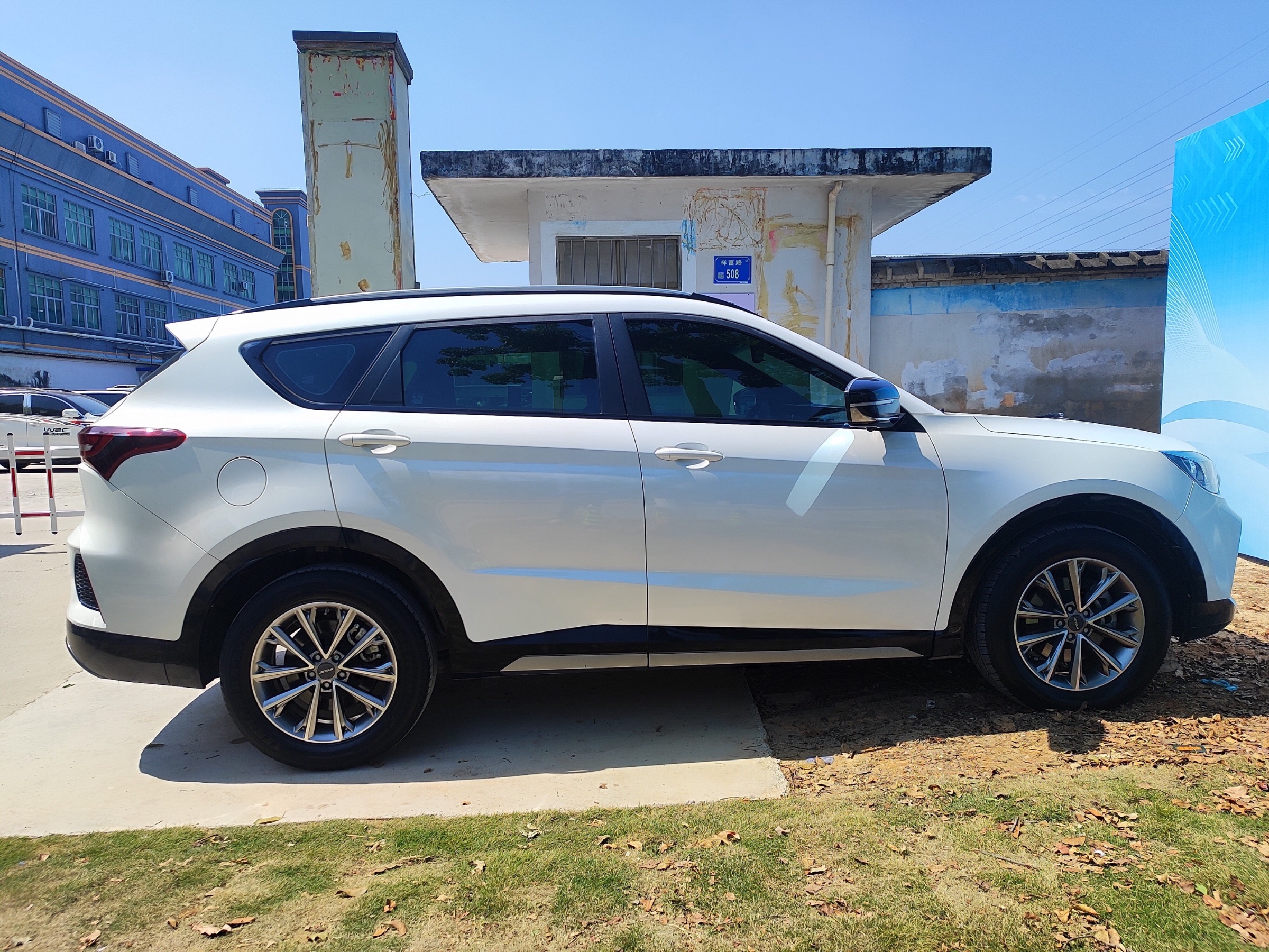 2020 Jetour X70 COUPE 1.5T — photo 3