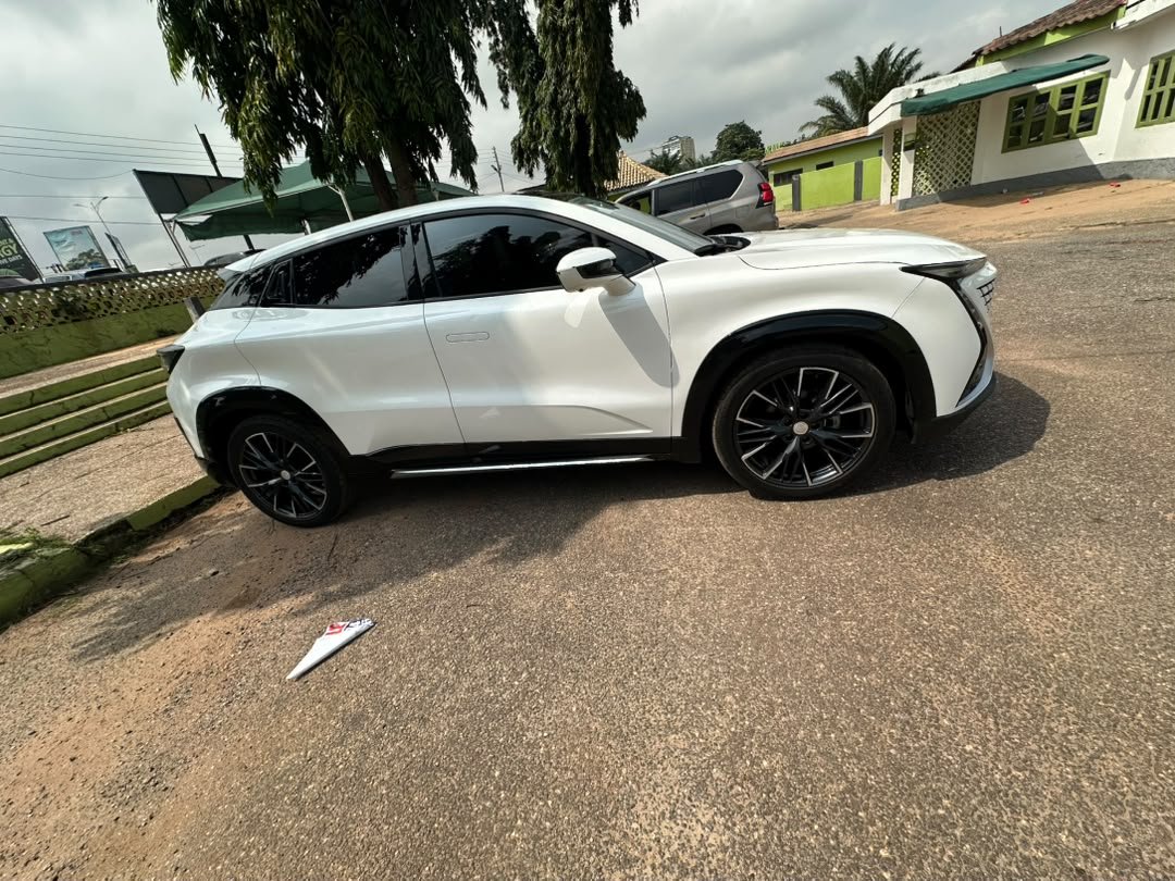 2023 Changan Uni-T Luxury Trim — photo 6