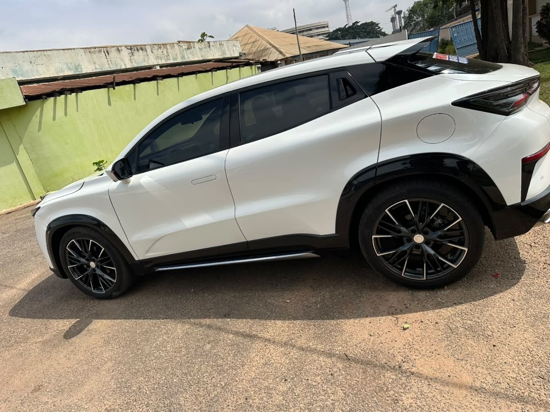 2023 Changan Uni-T Luxury Trim — photo 8
