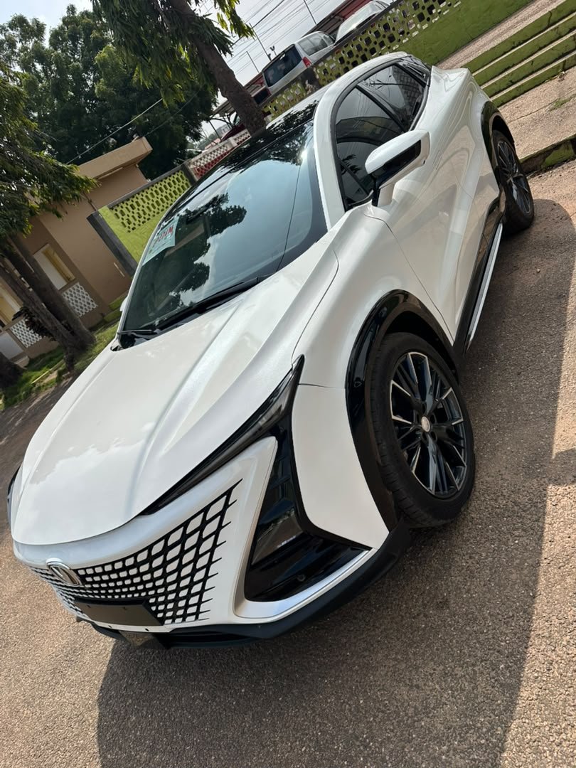 2023 Changan Uni-T Luxury Trim — photo 9
