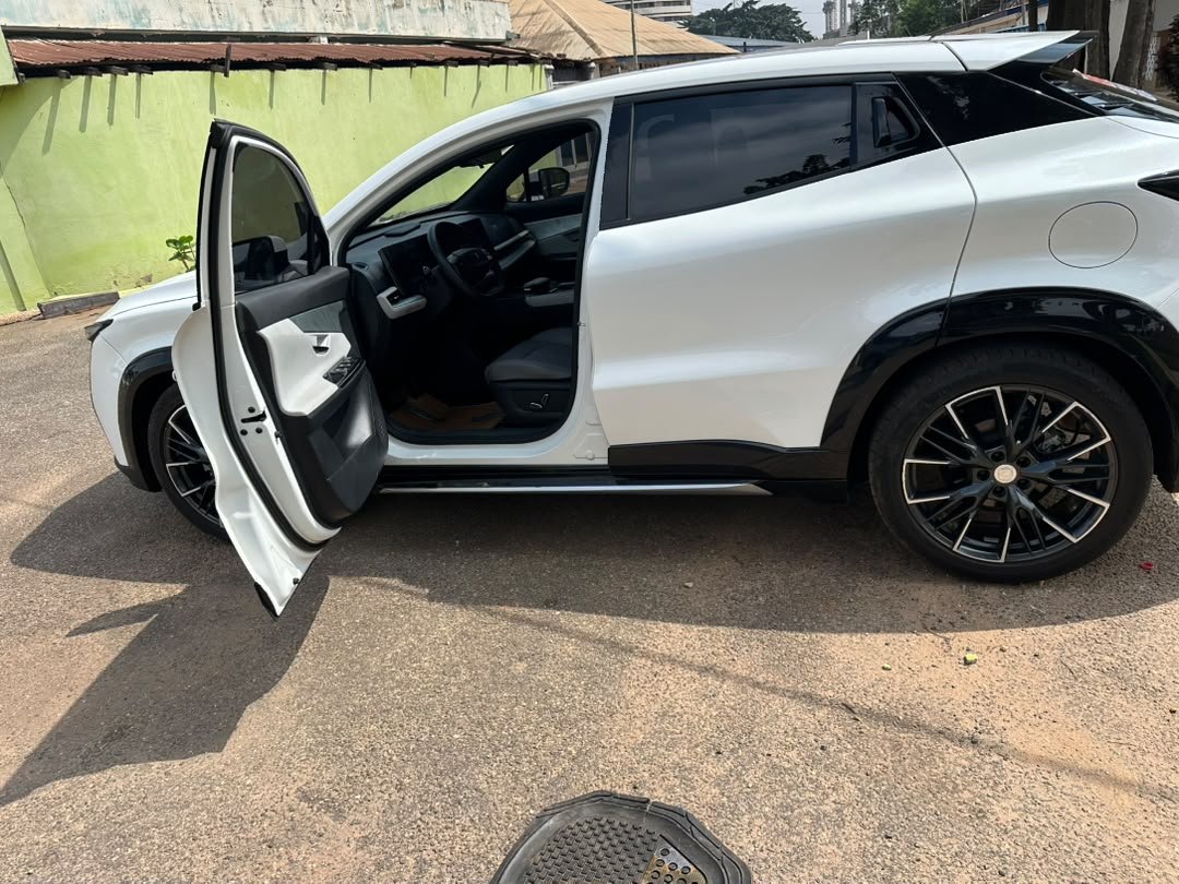 2023 Changan Uni-T Luxury Trim — photo 10