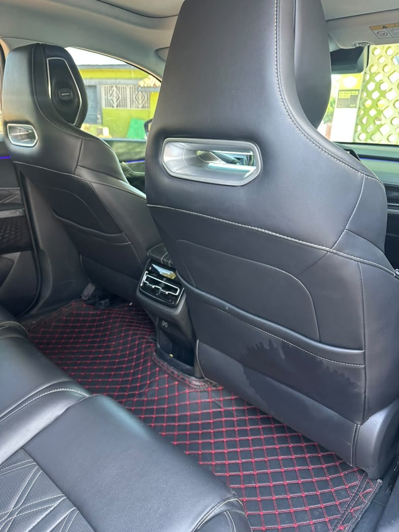 2023 Changan Uni-K Premium — photo 12