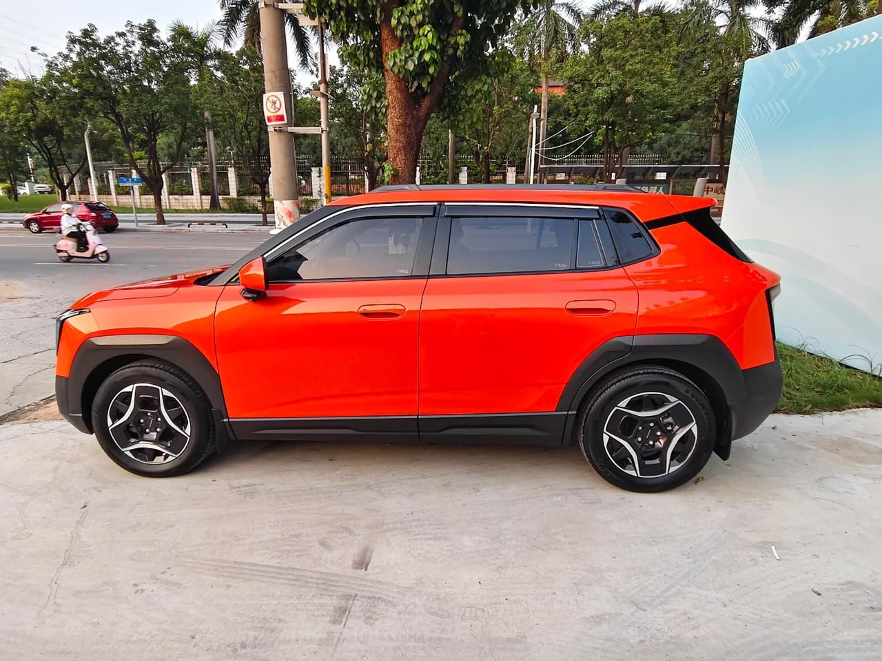 2025 Dongfeng Nammi 06 Premium — photo 6