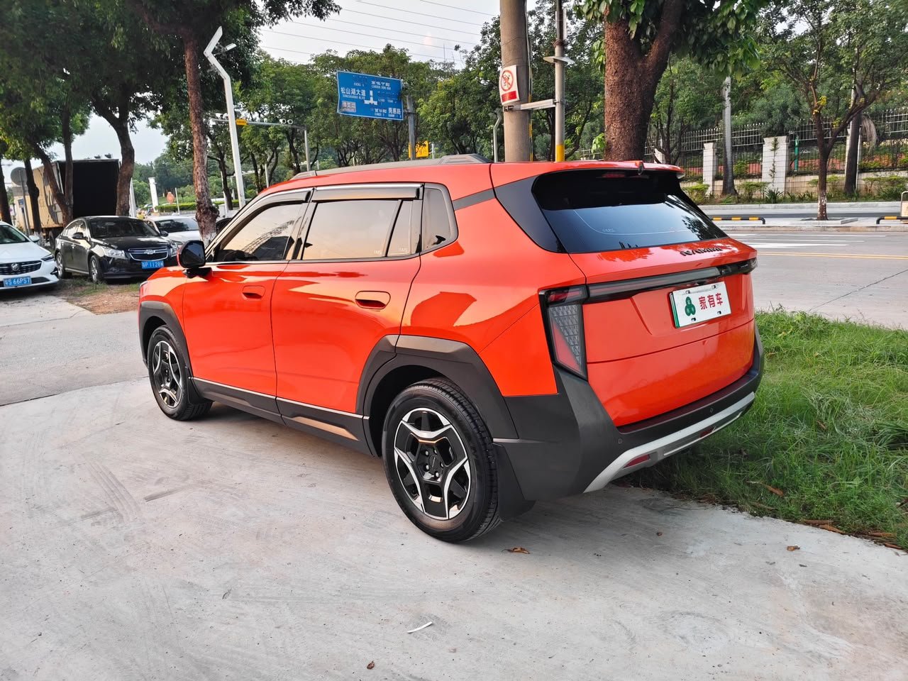 2025 Dongfeng Nammi 06 Premium — photo 12